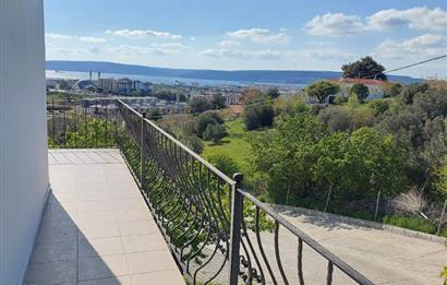 ÇANAKKALE MERKEZDE SİTE İÇİ BOĞAZ MANZARALI TRİPLEKS BOŞ VİLLA