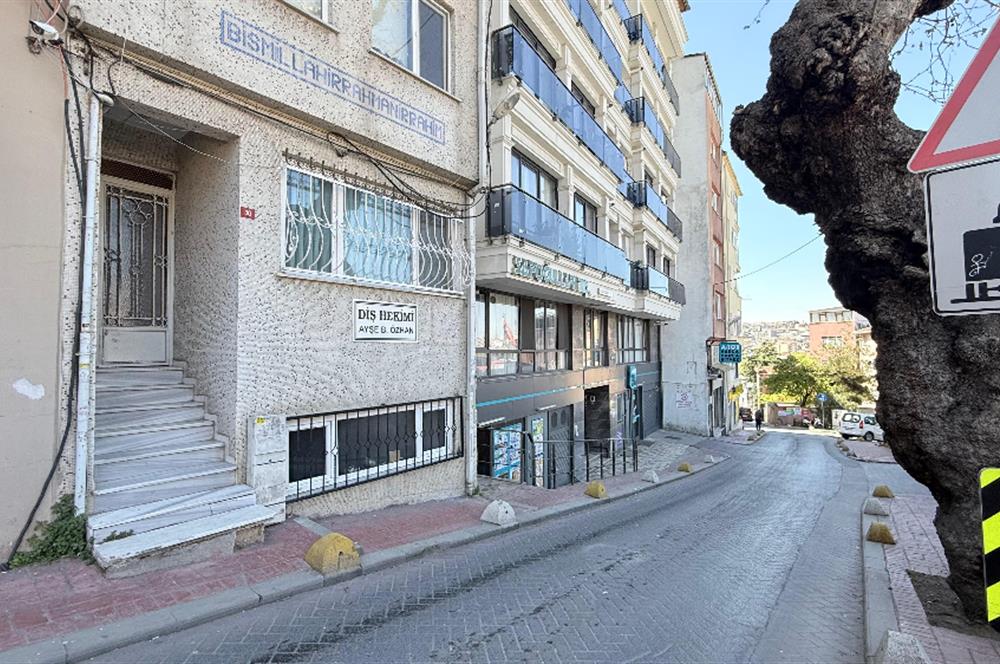 Beyoğlu Çatma Mescid de Beş Katlı Satılık Komple Bina