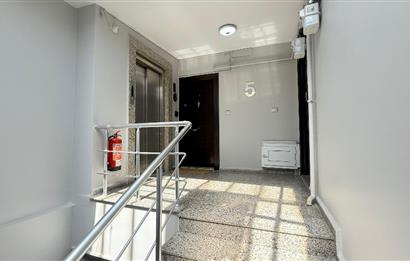Beyoğlu Çatma Mescid de Beş Katlı Satılık Komple Bina