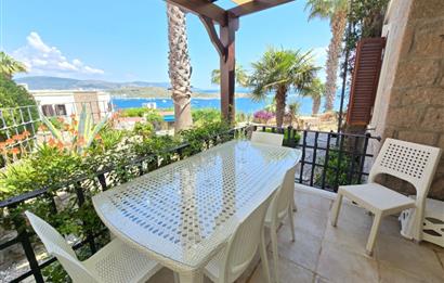 Bodrum Bitez  sezonluk kiralık  5+2 + müştemilatlı kiralik villa