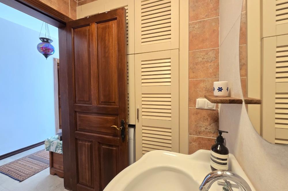 Bodrum Bitez  sezonluk kiralık  5+2 + müştemilatlı kiralik villa