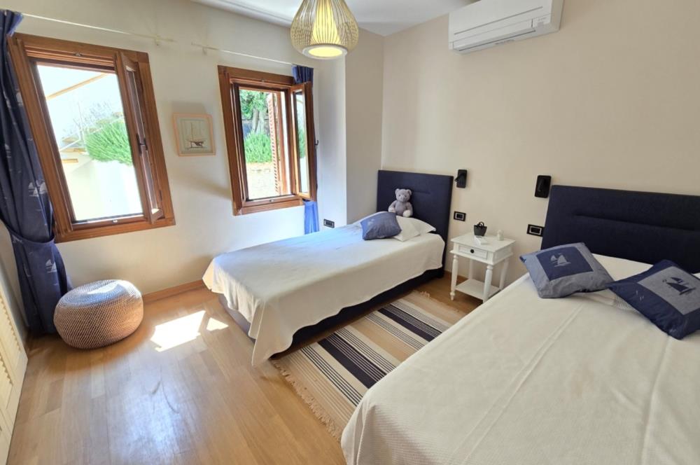 Bodrum Bitez  sezonluk kiralık  5+2 + müştemilatlı kiralik villa