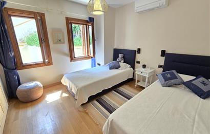 Bodrum Bitez  sezonluk kiralık  5+2 + müştemilatlı kiralik villa
