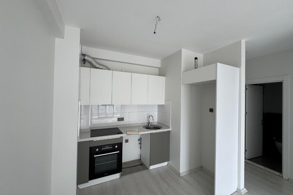 Balatçık' da Havuzlu Sitede Kiralık 1+1 Daire