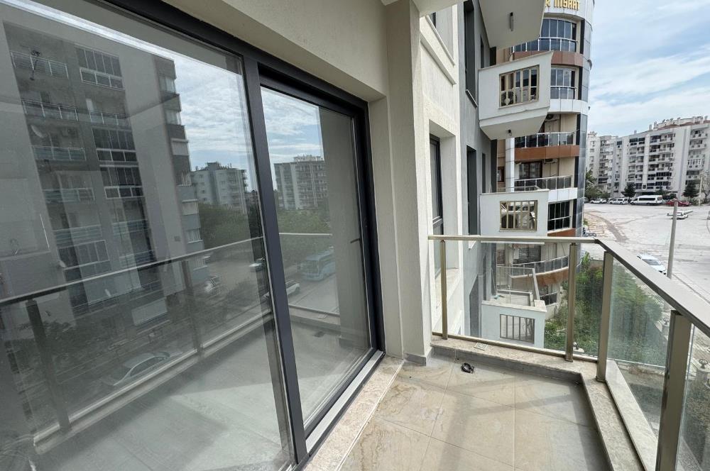 Balatçık' da Havuzlu Sitede Kiralık 1+1 Daire