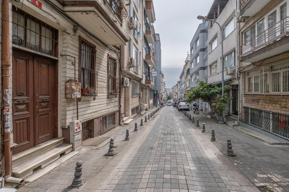 TÜLAY ÖZKÖK'TEN BAHARİYE 2.SINIF TARİHİ ESER SATILIK KÖŞK