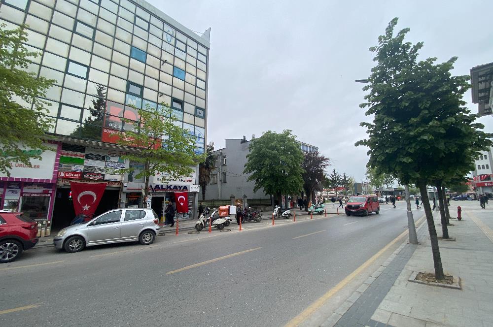 C21 İZ MEHMET ÇAKAR'DAN MERKEZDE KİRALIK BÜYÜK OFİS...