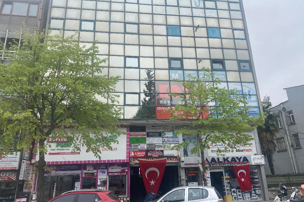 C21 İZ MEHMET ÇAKAR'DAN MERKEZDE KİRALIK BÜYÜK OFİS...