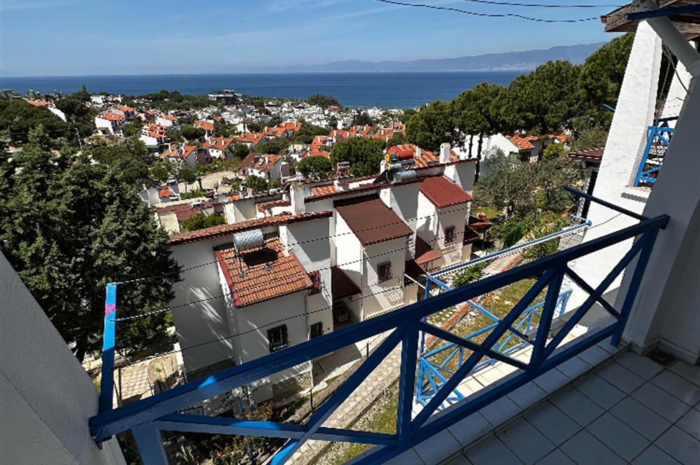 KAPANMAZ DENİZ MANZARALI HAVUZLU SİTEDE TRIPLEKS YAZLIK