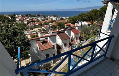 KAPANMAZ DENİZ MANZARALI HAVUZLU SİTEDE TRIPLEKS YAZLIK