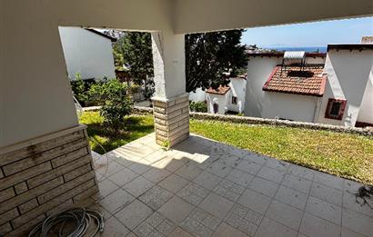 KAPANMAZ DENİZ MANZARALI HAVUZLU SİTEDE TRIPLEKS YAZLIK