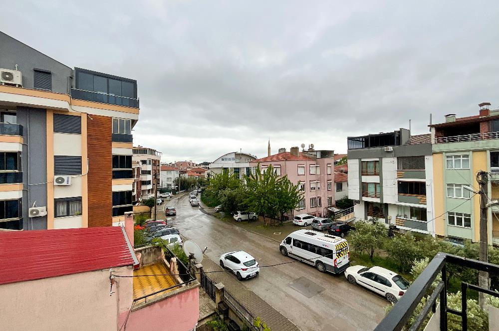 C21 LOCA'DAN ATATÜRK MAHALLESİ'NDE TADİLATLI 90m² 2+1 DAİRE