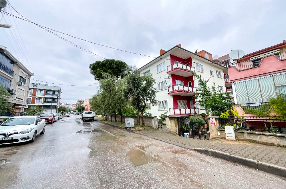 C21 LOCA'DAN ATATÜRK MAHALLESİ'NDE TADİLATLI 90m² 2+1 DAİRE
