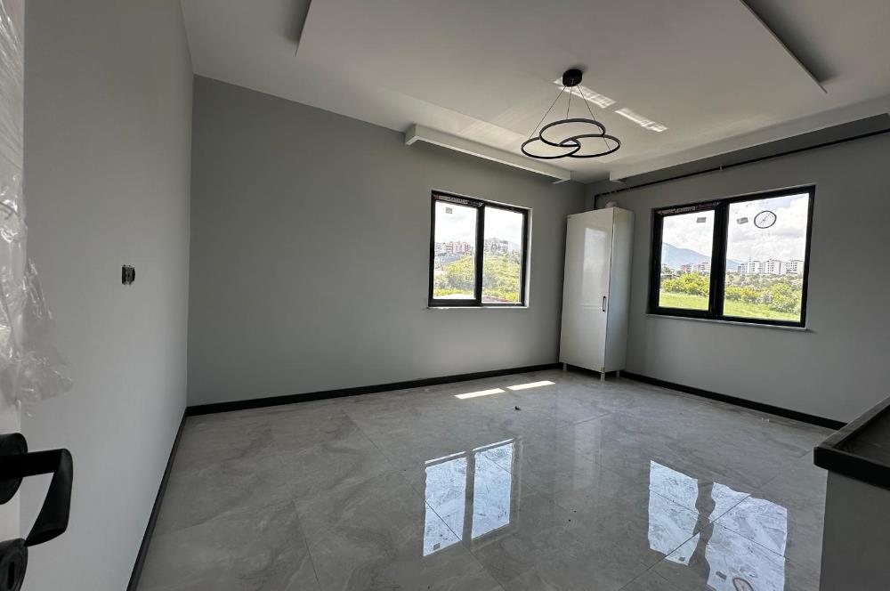 ŞEMİKLER MAHALLESİNDE KİRALIK 2+1 DAİRE