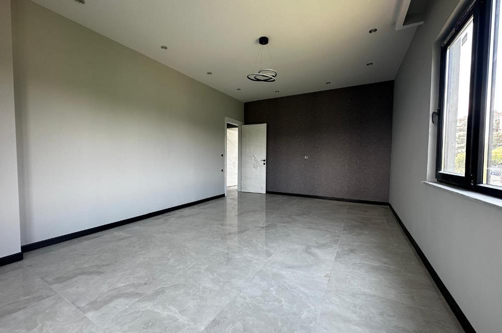 ŞEMİKLER MAHALLESİNDE KİRALIK 2+1 DAİRE