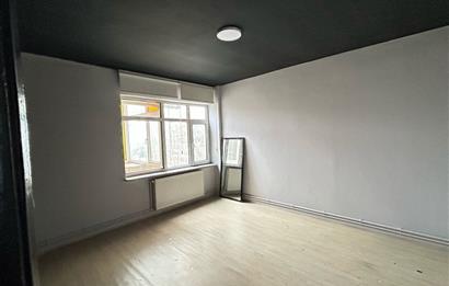 UMRANİYE SÜTÇÜ İMAM CD. ÜZERİNDE 2+1 120 M2 KİRALIK DAİRE