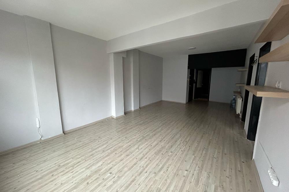 UMRANİYE SÜTÇÜ İMAM CD. ÜZERİNDE 2+1 120 M2 KİRALIK DAİRE