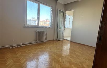 MALTEPE ORHANGAZİ CADDESİ BAKIMLI 3+1 KİRALIK DAİRE