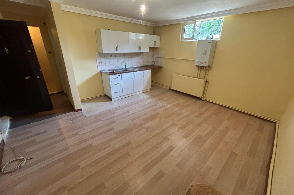 ÜSKÜDAR BAĞLARBAŞI SOYAK EVLERİNDE 1+1 SATILIK DAİRE