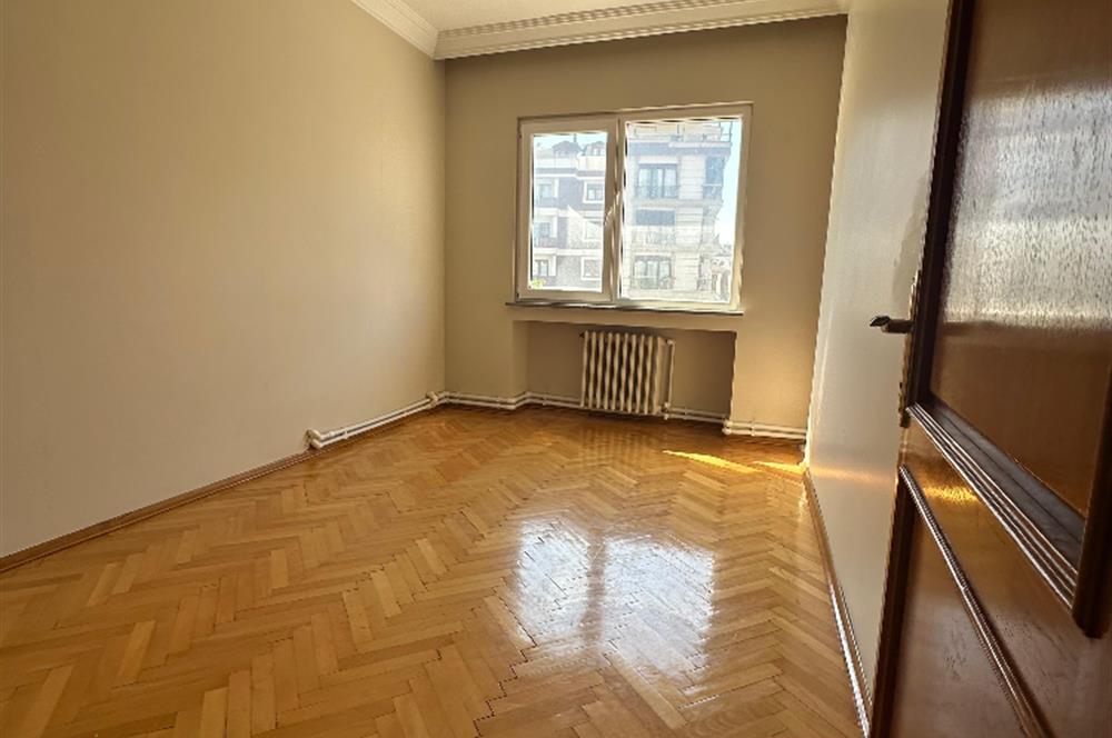 MALTEPE ORHANGAZİ CADDESİ BAKIMLI 3+1 KİRALIK DAİRE
