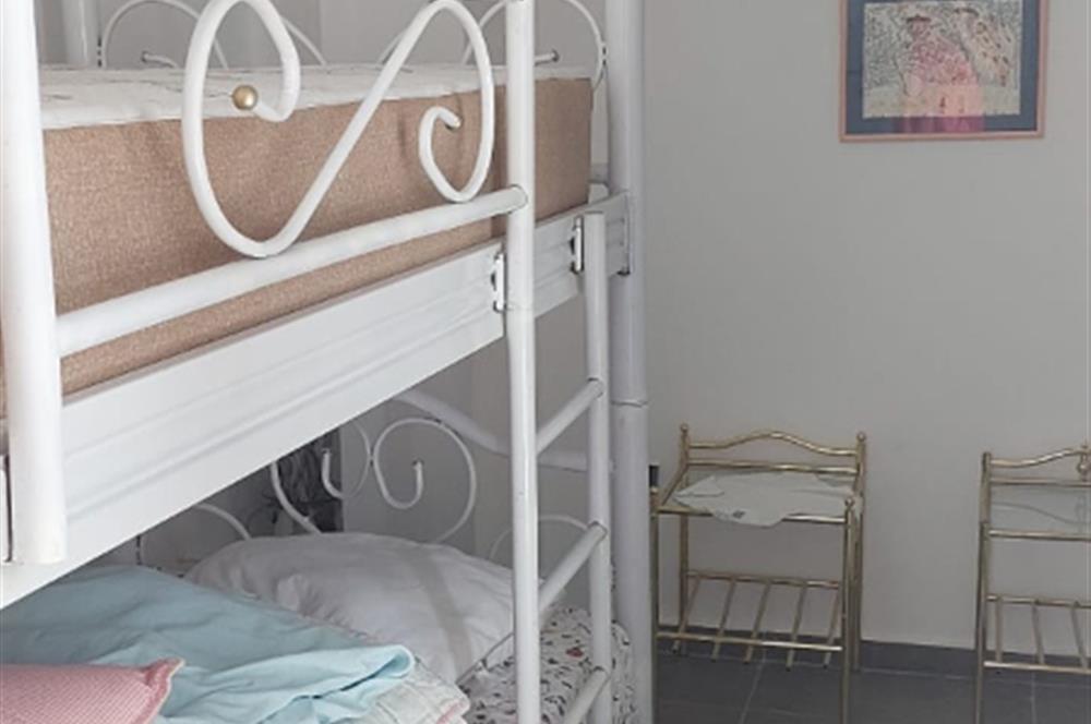 Bodrum-Bitez havuzlu site içerisinde eşyalı 2+1 bahçe katı kiralık daire