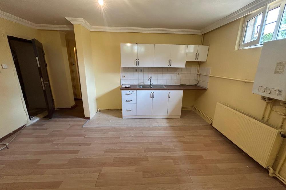 ÜSKÜDAR BAĞLARBAŞI SOYAK EVLERİNDE 1+1 SATILIK DAİRE