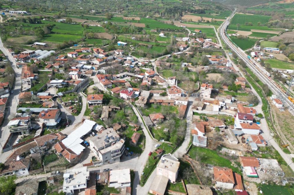 CENTURY21 BAL’DAN  YENİKÖY SATILIK KÖY EVİ VE ARSA
