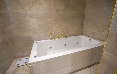 SİLİVRİ ORTAKÖY'DE 2300M2 ARSADA SATILIK 3 LÜKS VİLLA 1 BUNGALOV