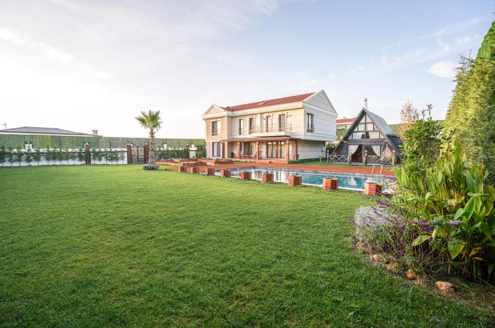 SİLİVRİ ORTAKÖY'DE 2300M2 ARSADA SATILIK 3 LÜKS VİLLA 1 BUNGALOV