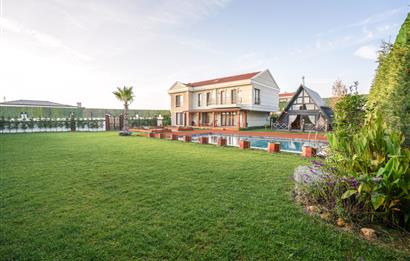 SİLİVRİ ORTAKÖY'DE 2300M2 ARSADA SATILIK 3 LÜKS VİLLA 1 BUNGALOV