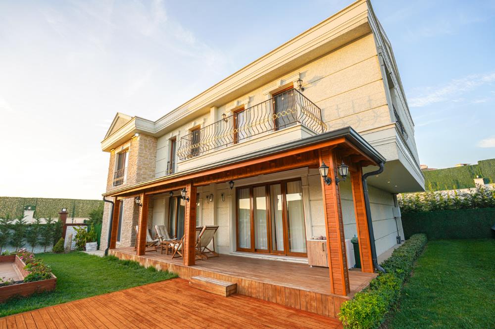 SİLİVRİ ORTAKÖY'DE 2300M2 ARSADA SATILIK 3 LÜKS VİLLA 1 BUNGALOV
