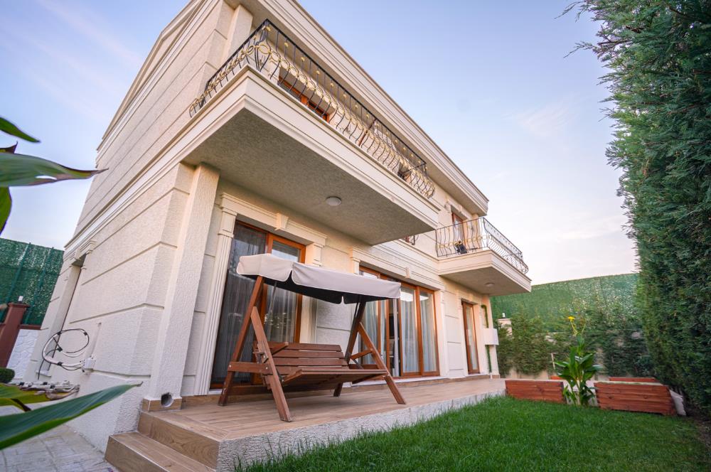 SİLİVRİ ORTAKÖY'DE 2300M2 ARSADA SATILIK 3 LÜKS VİLLA 1 BUNGALOV