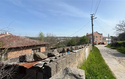 CENTURY21 BAL’DAN  YENİKÖY SATILIK KÖY EVİ VE ARSA