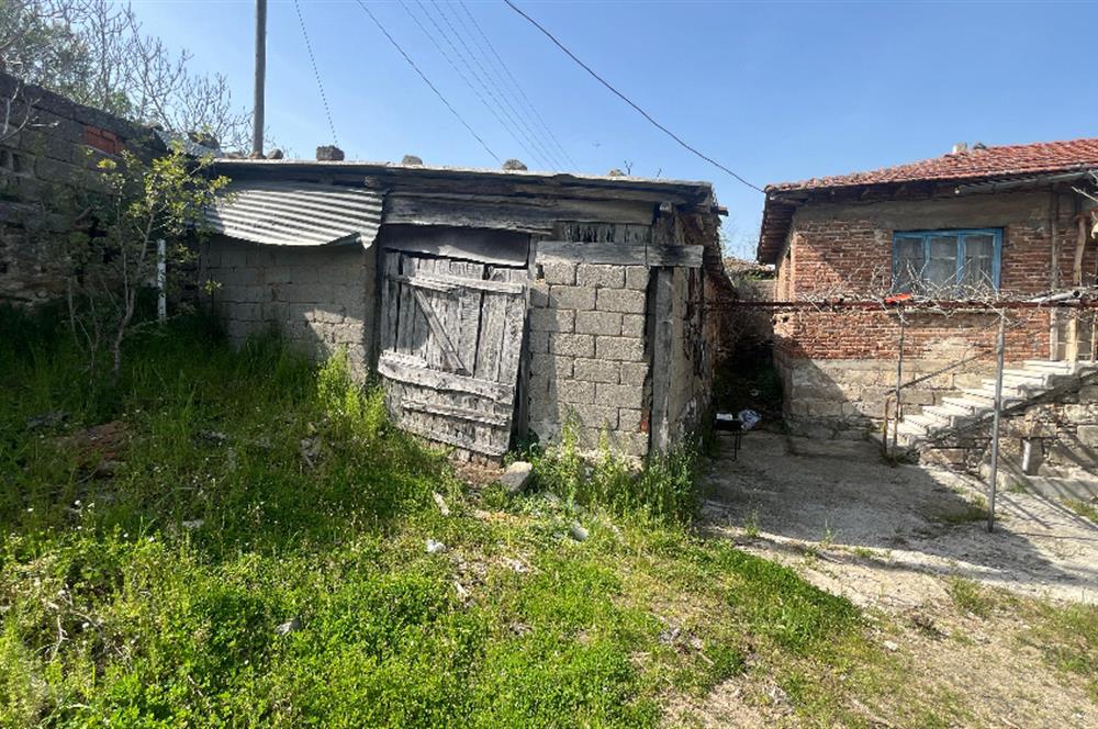CENTURY21 BAL’DAN  YENİKÖY SATILIK KÖY EVİ VE ARSA