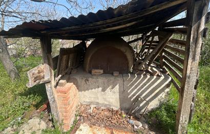 CENTURY21 BAL’DAN  YENİKÖY SATILIK KÖY EVİ VE ARSA
