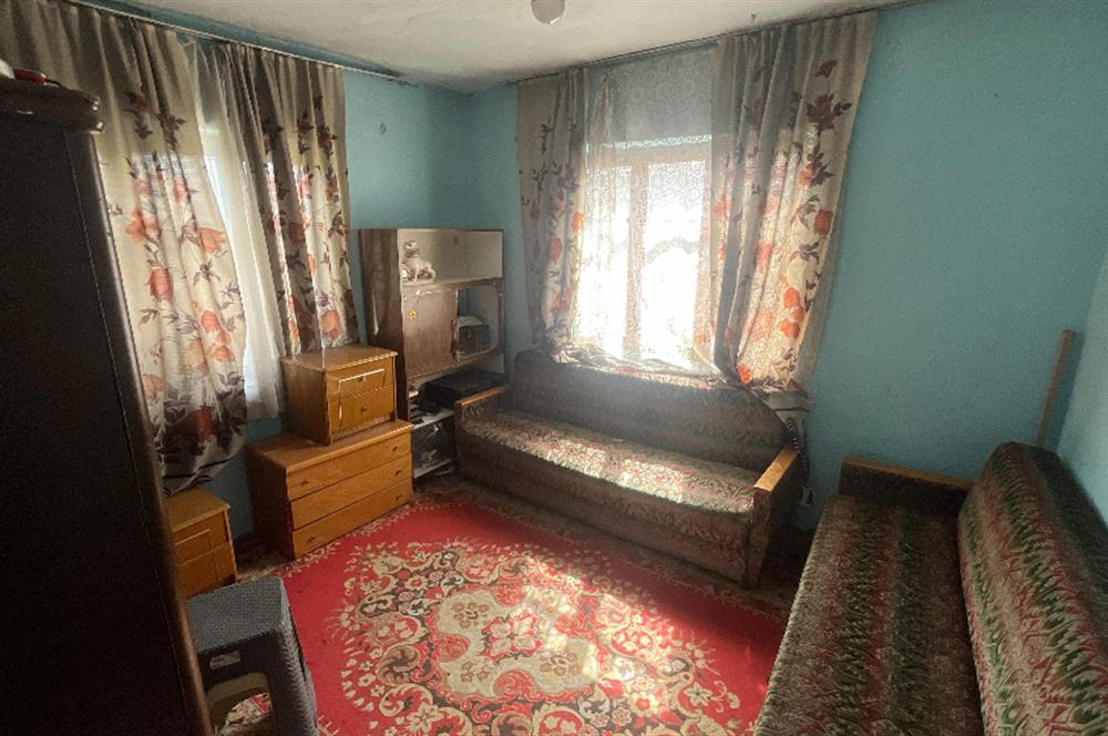 CENTURY21 BAL’DAN  YENİKÖY SATILIK KÖY EVİ VE ARSA