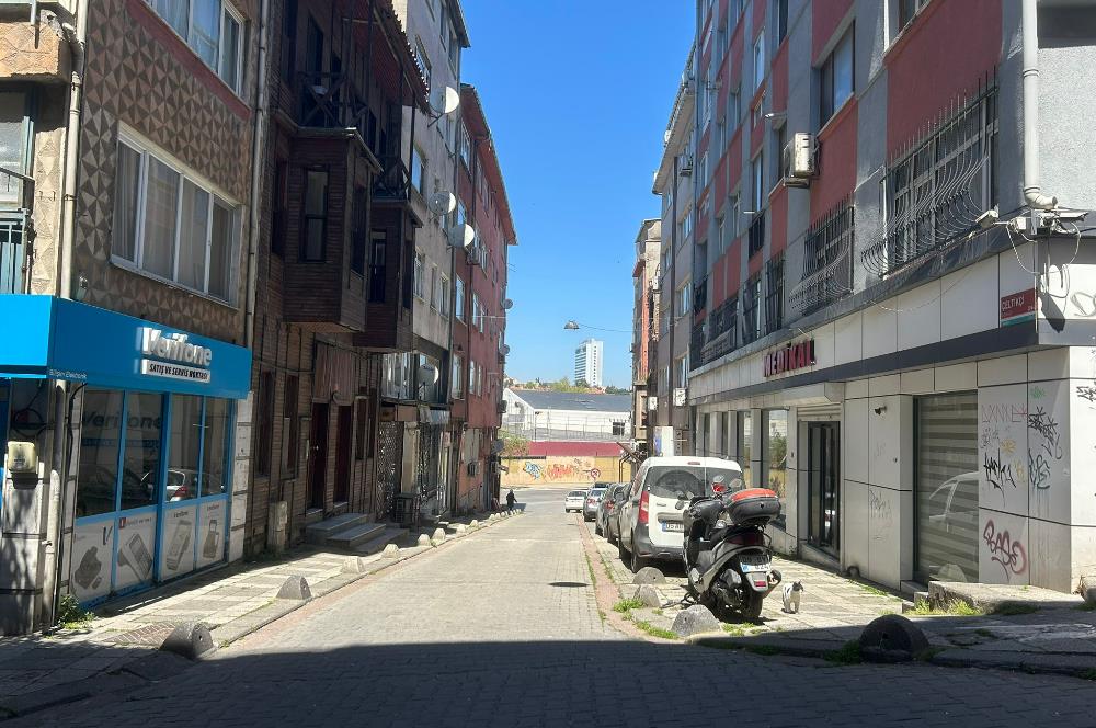 CENTURY21 NEODAN KADIKÖY RASİMPAŞA KİRALIK 1+1