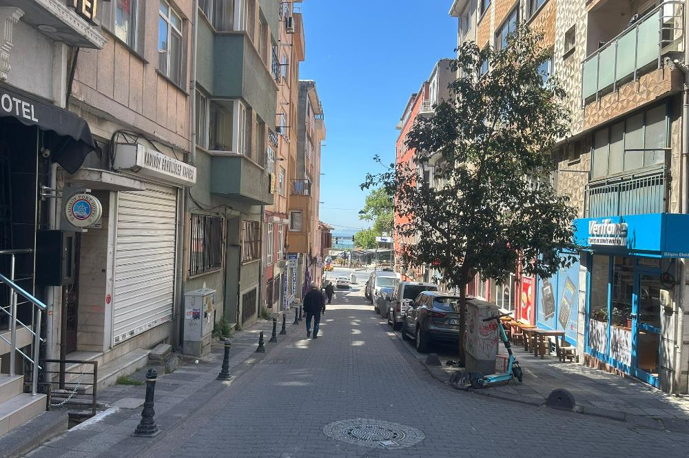 CENTURY21 NEODAN KADIKÖY RASİMPAŞA KİRALIK 1+1