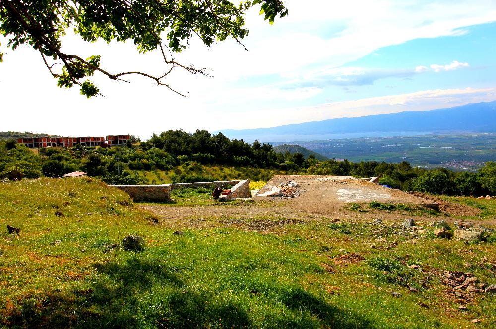 Burhaniye Çallı Mahallesinde Full Deniz ve Körfez Manzaralı Bahçe