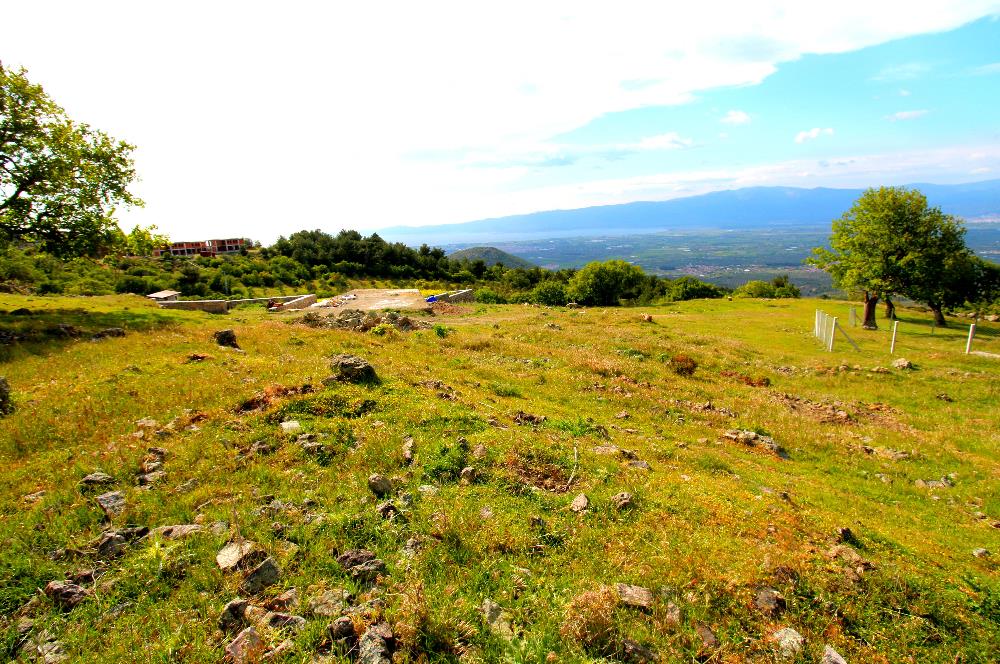 Burhaniye Çallı Mahallesinde Full Deniz ve Körfez Manzaralı Bahçe