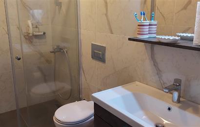 Bodrum-Bitez havuzlu site içerisinde eşyalı 2+1 bahçe katı kiralık daire