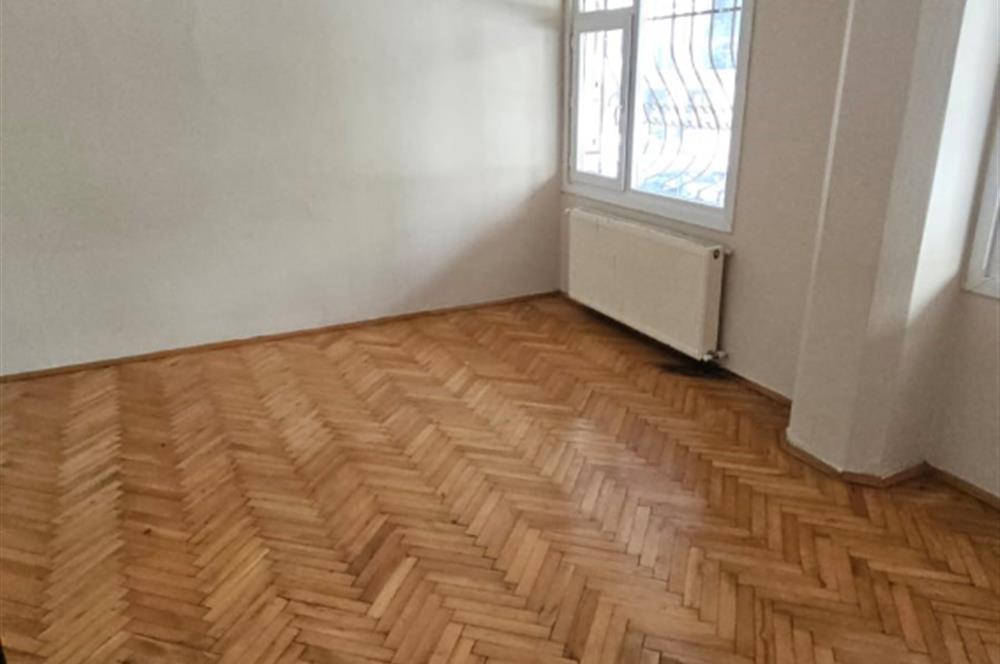 Maltepe Cevizli Mahallesi Tugay Yoluna Yakın 2+1 Kiralık Daire