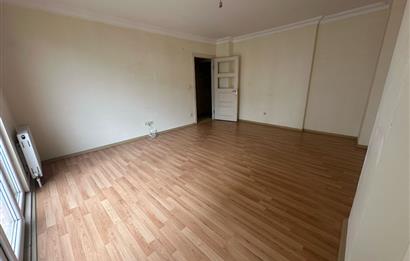 MALTEPE ZÜMRÜTEVLER'DE 2+1 75m2 KİRALIK DAİRE