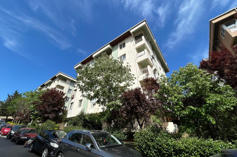 ÜSKÜDAR BAĞLARBAŞI SOYAK EVLERİNDE 1+1 SATILIK DAİRE