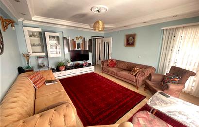 İSTİKLAL MAHALLESİ'NDE SATILIK TEK DAİRE FİYATINA İKİ DAİRE
