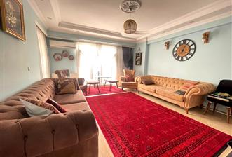İSTİKLAL MAHALLESİ'NDE SATILIK TEK DAİRE FİYATINA İKİ DAİRE
