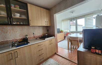 Bahçeköy Merkezde 3+1 Satılık Bakımlı Daire