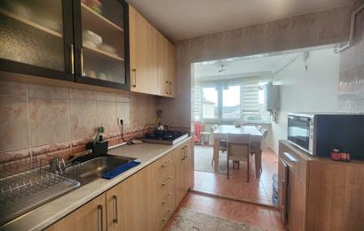 Bahçeköy Merkezde 3+1 Satılık Bakımlı Daire