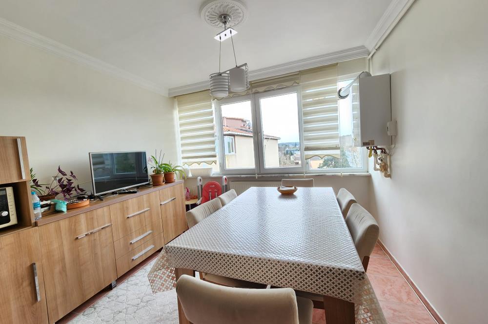 Bahçeköy Merkezde 3+1 Satılık Bakımlı Daire
