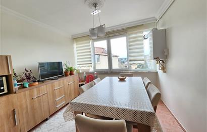 Bahçeköy Merkezde 3+1 Satılık Bakımlı Daire